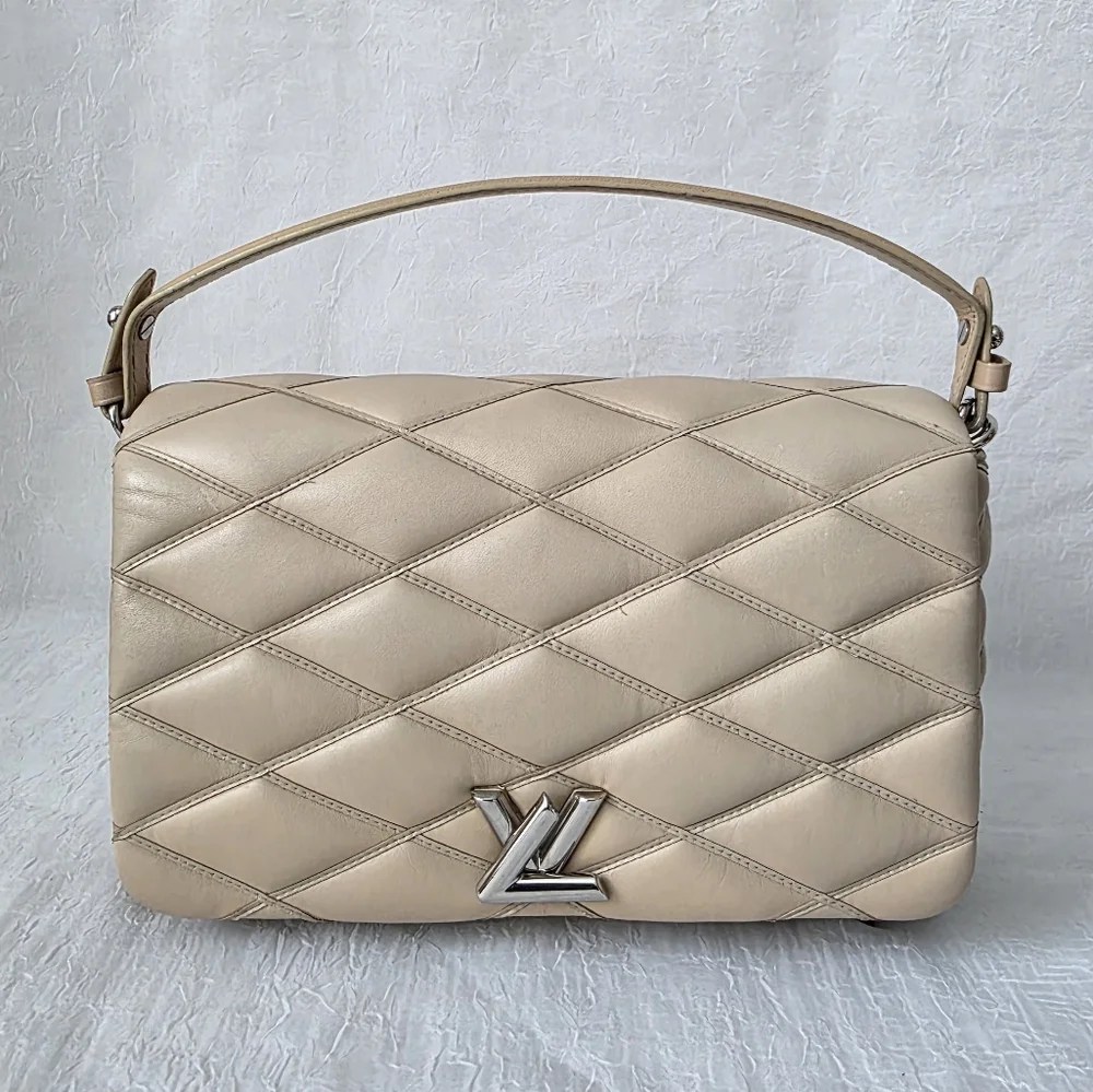 ‼️SOLD‼️ Auth Louis Vuitton Lambskin Go-14 Malletage MM Shoulder Bag - Picture 1 of 9